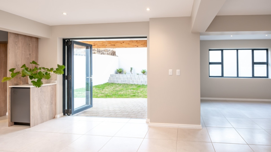 3 Bedroom Property for Sale in Blue Mountain Village Western Cape